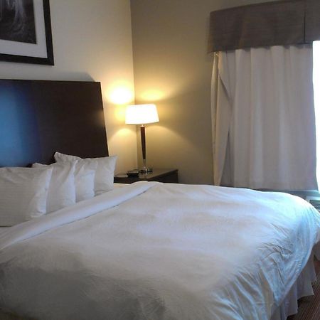 Sigma Inn & Suites Hudson'S Hope Hudsons Hope ภายนอก รูปภาพ