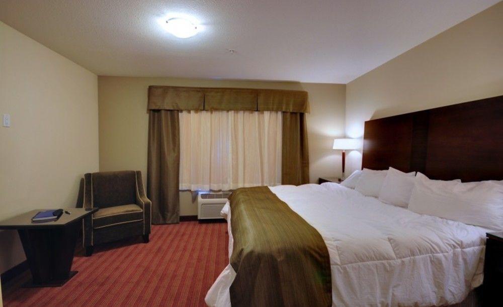 Sigma Inn & Suites Hudson'S Hope Hudsons Hope ภายนอก รูปภาพ